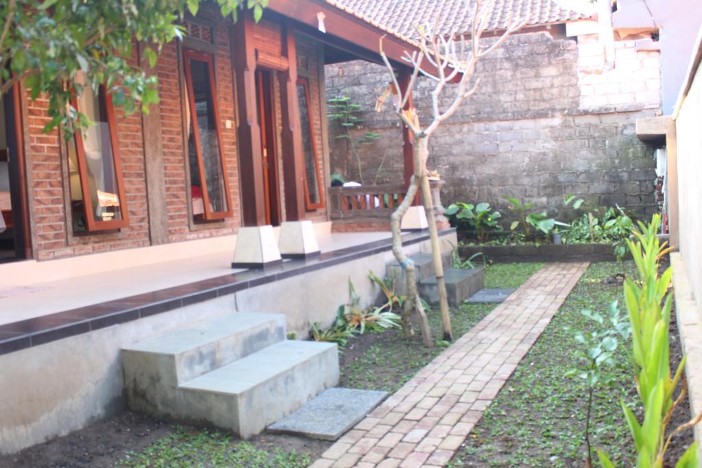 Ary House Ubud Buitenkant foto